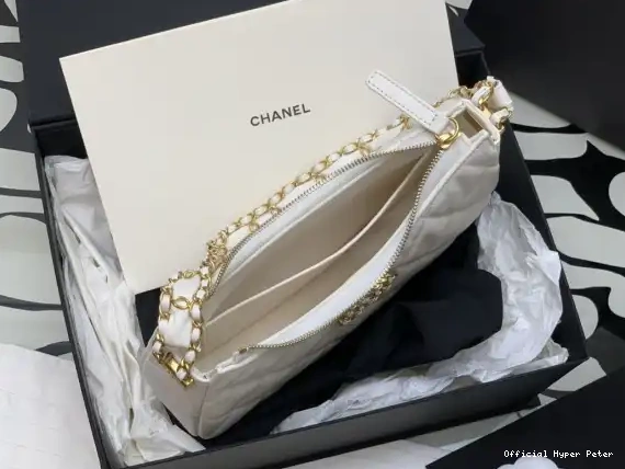 Hyper Peter HOBO HANDBAG CHANEL 0624